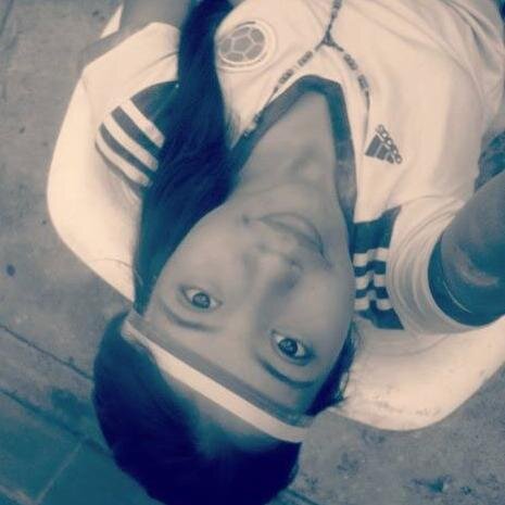 Estudiante! Amo La Musica & Me Encanta Ser Diferente!