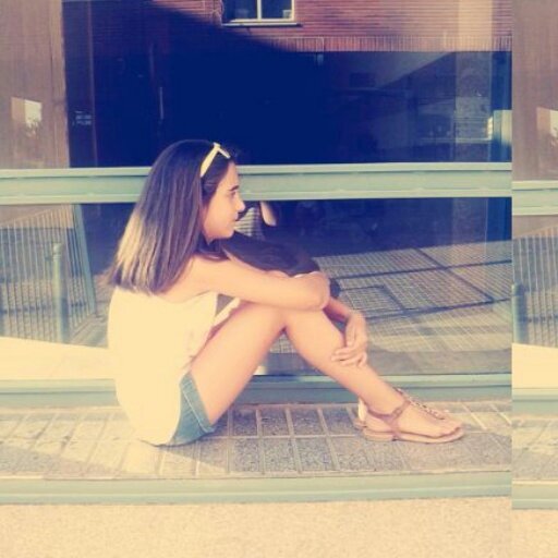 andrea89979859's profile picture. No des vueltas al pasado, pues no lo puedes cambiar, que no te agobie el futuro, pues no sabes si llegará, disfruta del presente, no lo dejes escapar.