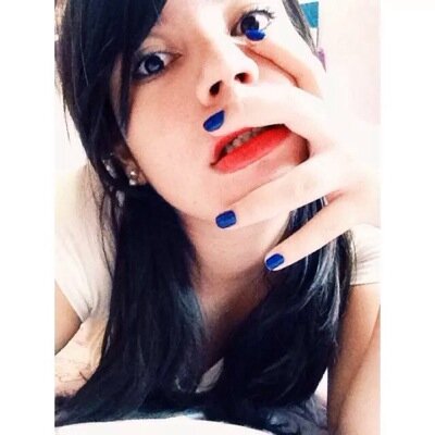 Instagram: vitoriamartt 
Snapchat: vitoriamc13