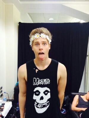 excuse you