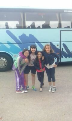 BIZCOCHISTAS'Gracias a mis AMIGAS por ser como son{toda bailarina sabe que 1h bailando son 60problemas menos}