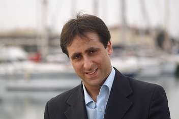 antondepierro's profile picture. Account Twitter ufficiale di Antonello De Pierro. Giornalista. Presidente del movimento politico nazionale Italia dei Diritti-De Pierro