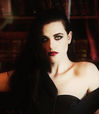 EroticKiller's profile picture. A femme fatale out for blood [[RP· Serial Killer · Any fandom · 18+ ·]]