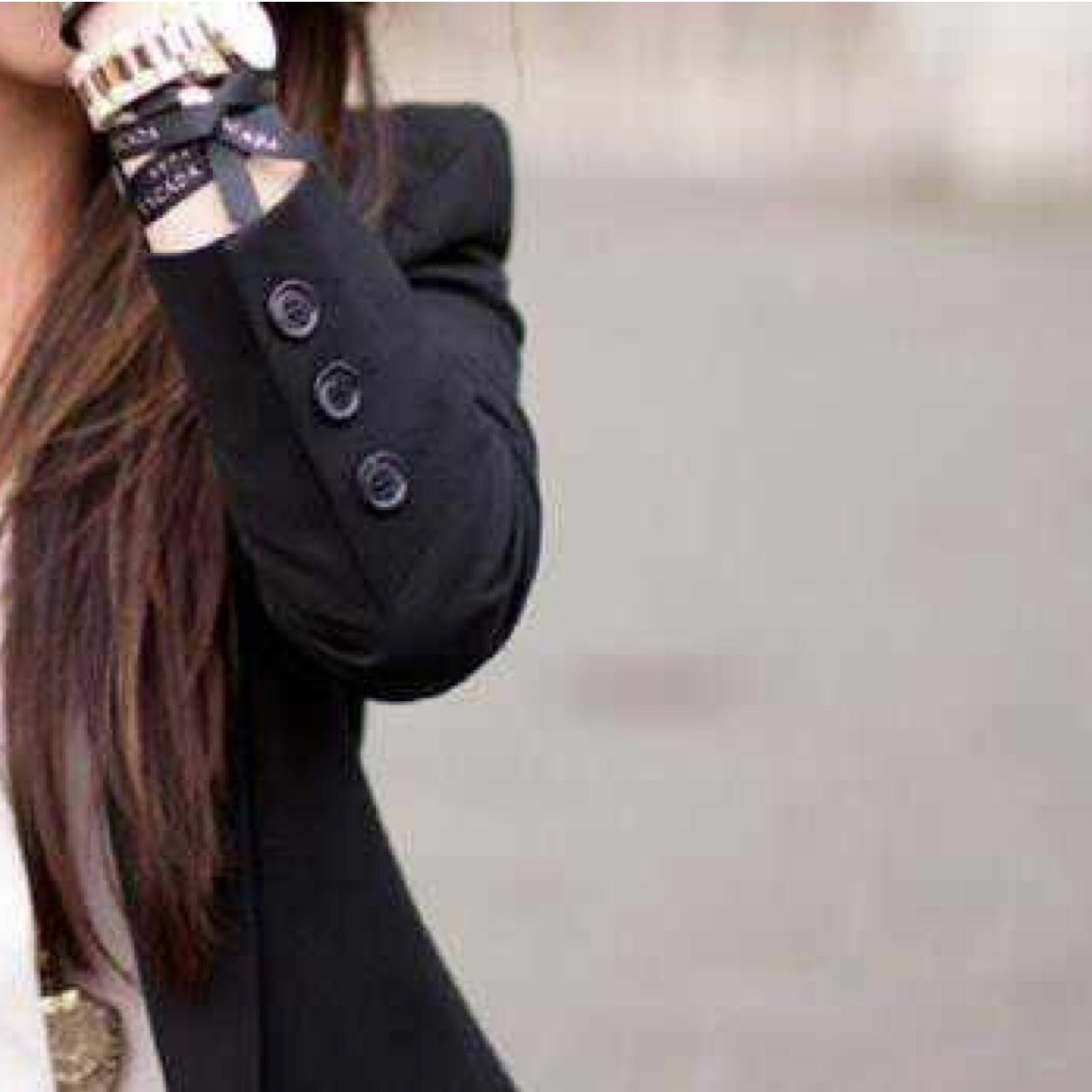 ♪' أنــا فتااهـ ،، الله خلق فيينــي مــعــزة نـــفـس مـاتنعااب وغــير الله محــد علـى گــييفهـ يمشــيينــي♪   الخـــاص فــقــط لـلبــنات ♪' ،، شقــرديهـ ♪♪