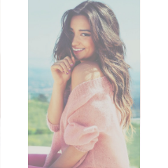 DONT FOLLOW ME! GO FOLLOW @fasterhoran PLEASE SHE FOLLOWS BACK IF YOU ASK!
