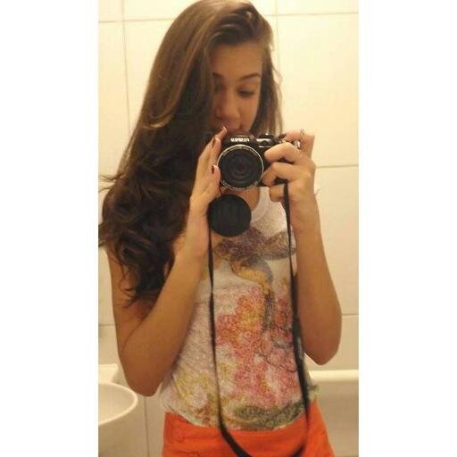 Livrai-me da negatividade daqueles que não sabem o quanto é bom sorrir...
| Instagram: joicenunees | Whpp:(84) 96032219 | Snap: joicenunees