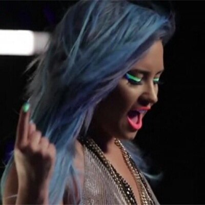 Demi lovato is my idol. #lovatic4life
Always be yourself and always #StayStrong
My instagram - DemiisQueenz