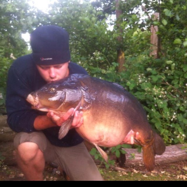 Keen carp fisherman! Always willing to learn more! My new goal 40lb carp!