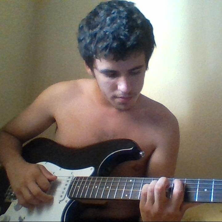 18. Guitarrista. Extremoduro, Hamlet, Mägo de Oz,  Estirpe, Dream Theater, Avantasia, Tabletom, Santelmo, Lords of Black, Triana, Warcry, Baron Rojo, Inmune...