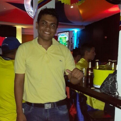 Estudiante de Química :)  Se vive mejor sin esperar nada de nadie.  Colombia.