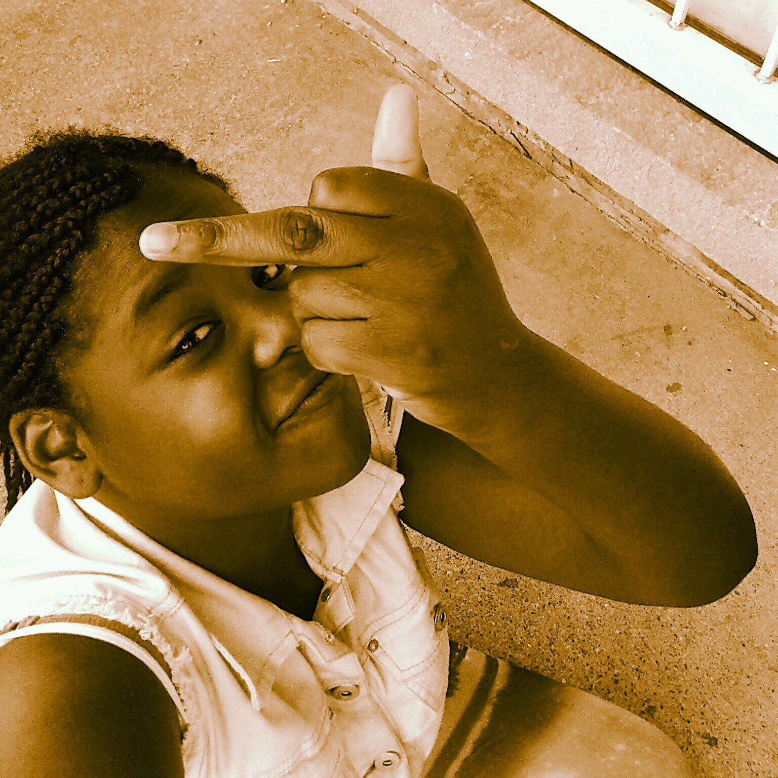 I NEED MORE TWEET AND FOLLOW