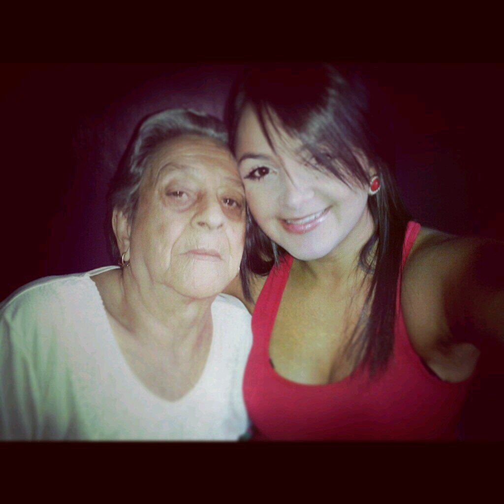 Única, divertida, entregada, cada dia mas humana y Amante de mi mundo!! Orgullosamente Lcda en Contaduria Publica ♥