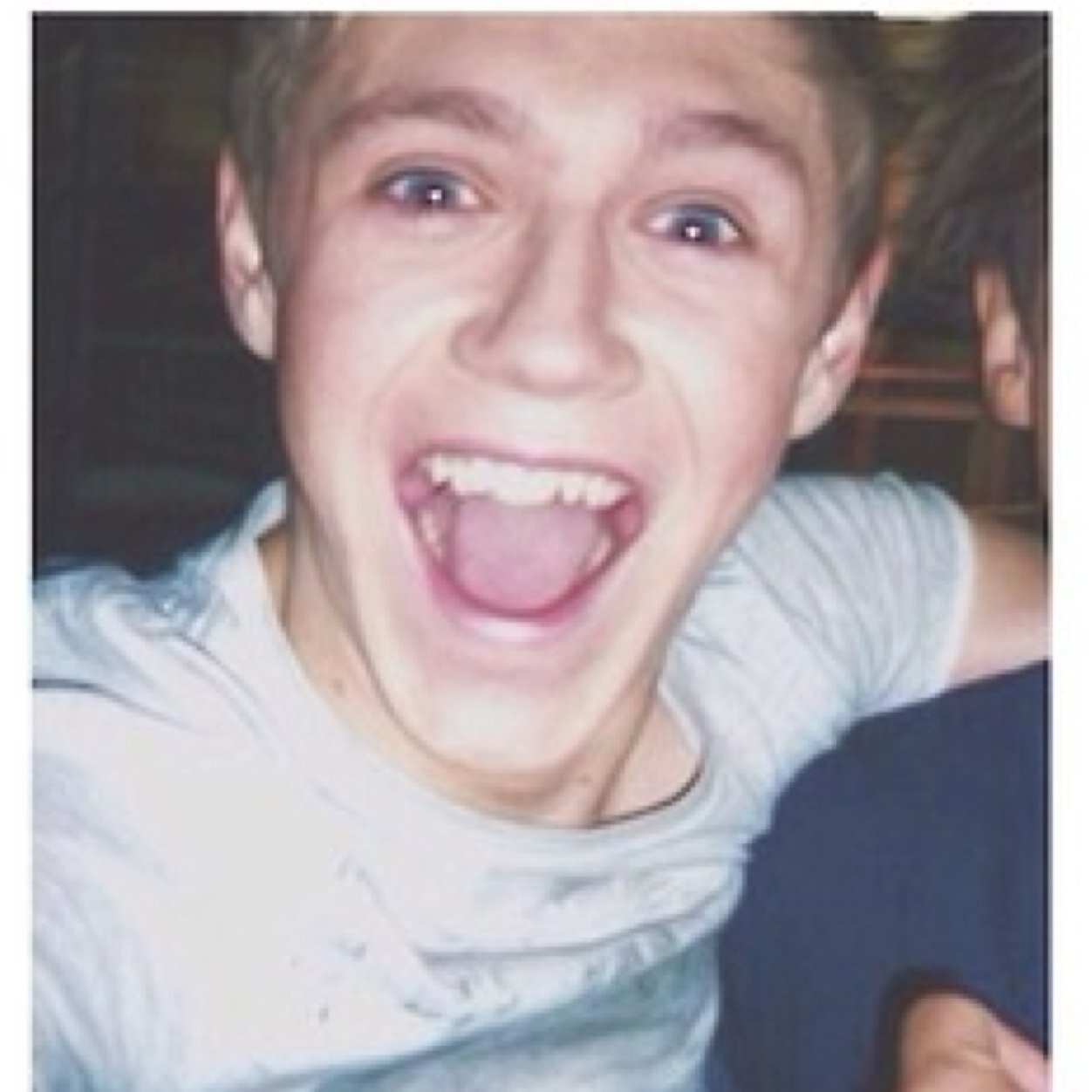 I'm @infinitehoran1D 
Follow me here please 
Directioner forever3