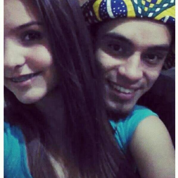 minha pirralinha, sabe que to aq pra tudo ne polaca preta, te amooo miga Lu, by: Deh               30/01/14 3