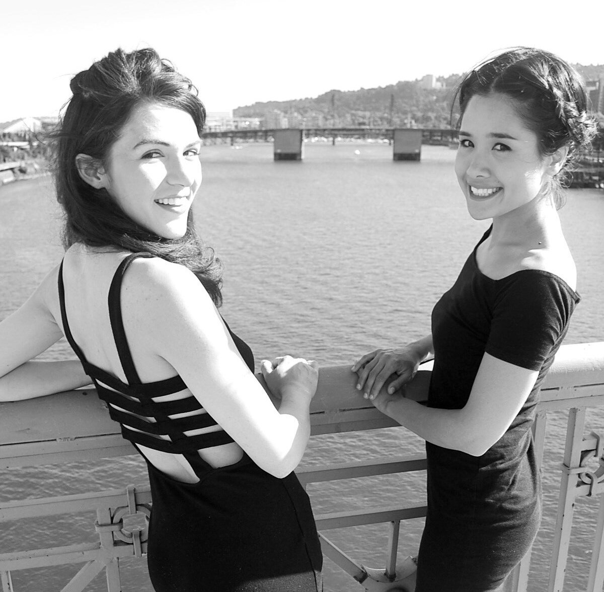A Portland, Oregon based fashion and beauty blog chronicling the lives of two friends living on opposite sides of the Willamette River.