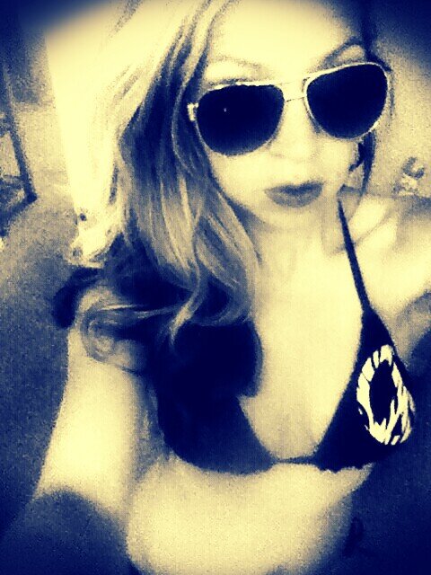 DaynaFarr's profile picture. 