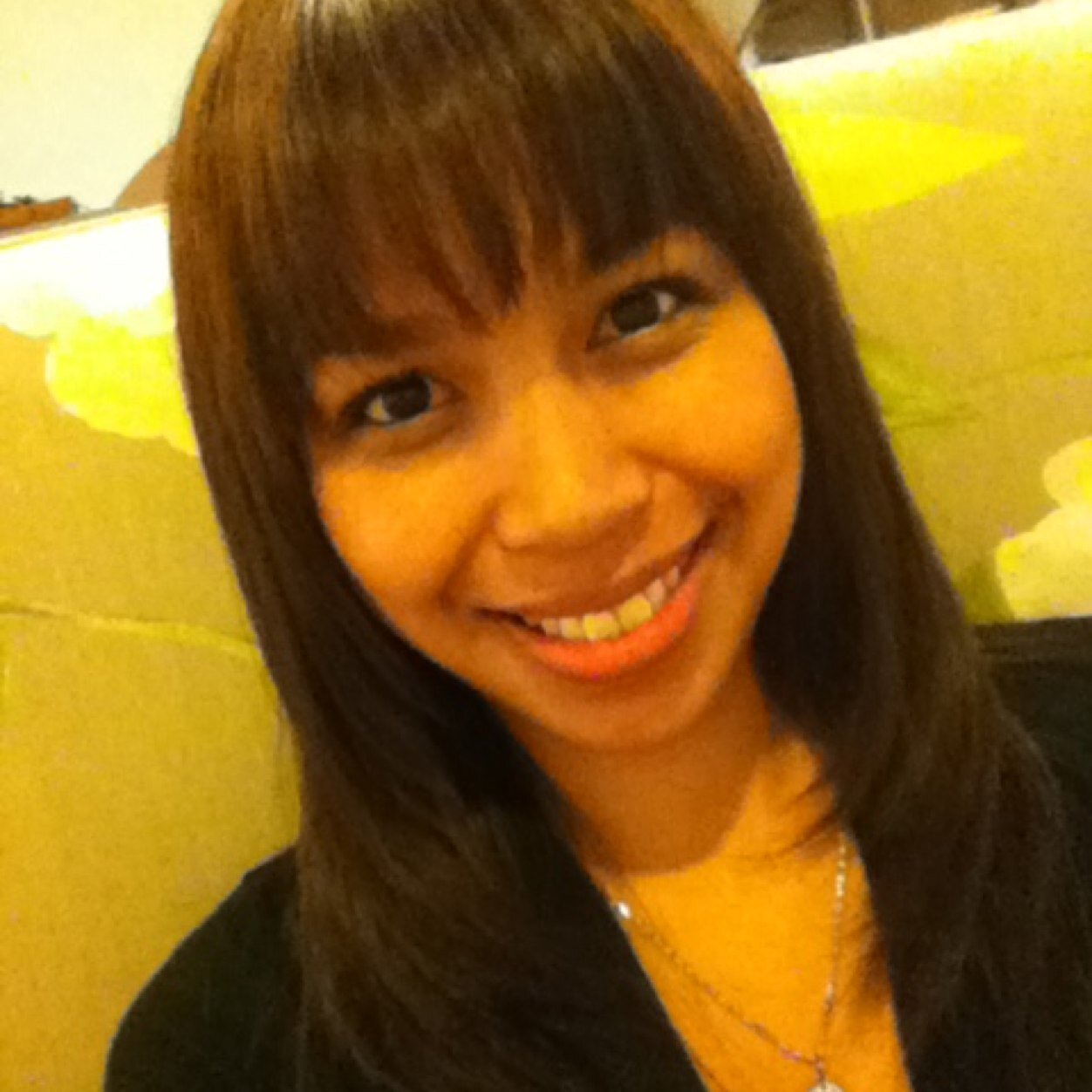 sandeeh_san's profile picture. Proud Filipino. 🇵🇭French tech agent. Multilingual Tour Guide. Singer. Frustrated Model/Beauty Queen. God's beloved daughter. :)