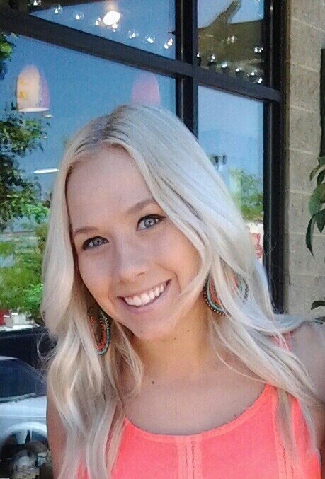 Kellz_bellz23's profile picture. smile. it's contagious.