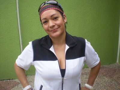 Abogada penalista, Defensora publica Colombiana OEA Bogotá, Consultora internacional. Magister en Derecho. Miembro fundador del Colegio de Abogados Penalistas