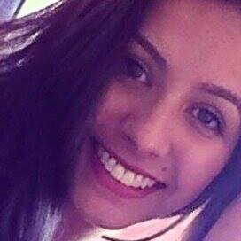 ''Faça o que seu coração acha certo, pois de qualquer forma você será criticado.'' :)