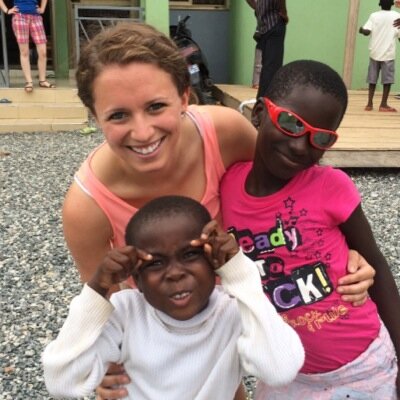Teacher. Ilstu grad. Living in the burbs. Happiest on a boat. Cubbies. Changing the world. Loving life! #MCstrong Phil 4:13