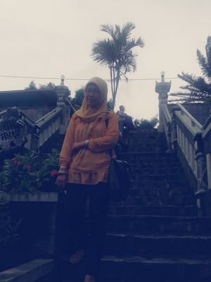 EnnieAnisa's profile picture. 