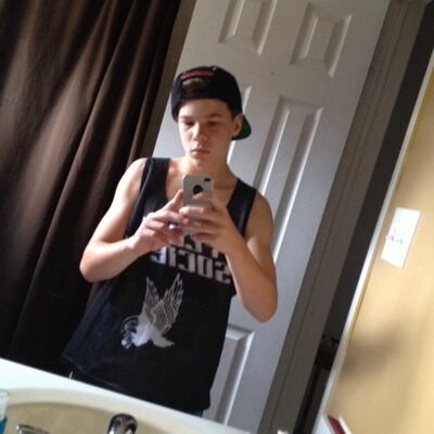 Lacrosse. Hockey. Scootering. Maryland. Follow me on instagram NoahKelly16 
Bowmanville,ON