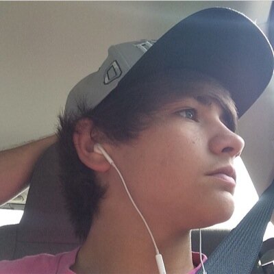 Baseball isnt a sport its a passion. 15 years old, got dem BLUE EYES, i like to chill.