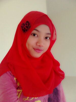 nie_nakkuantan's profile picture. selalu tersenyum