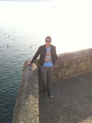 Loui Bon