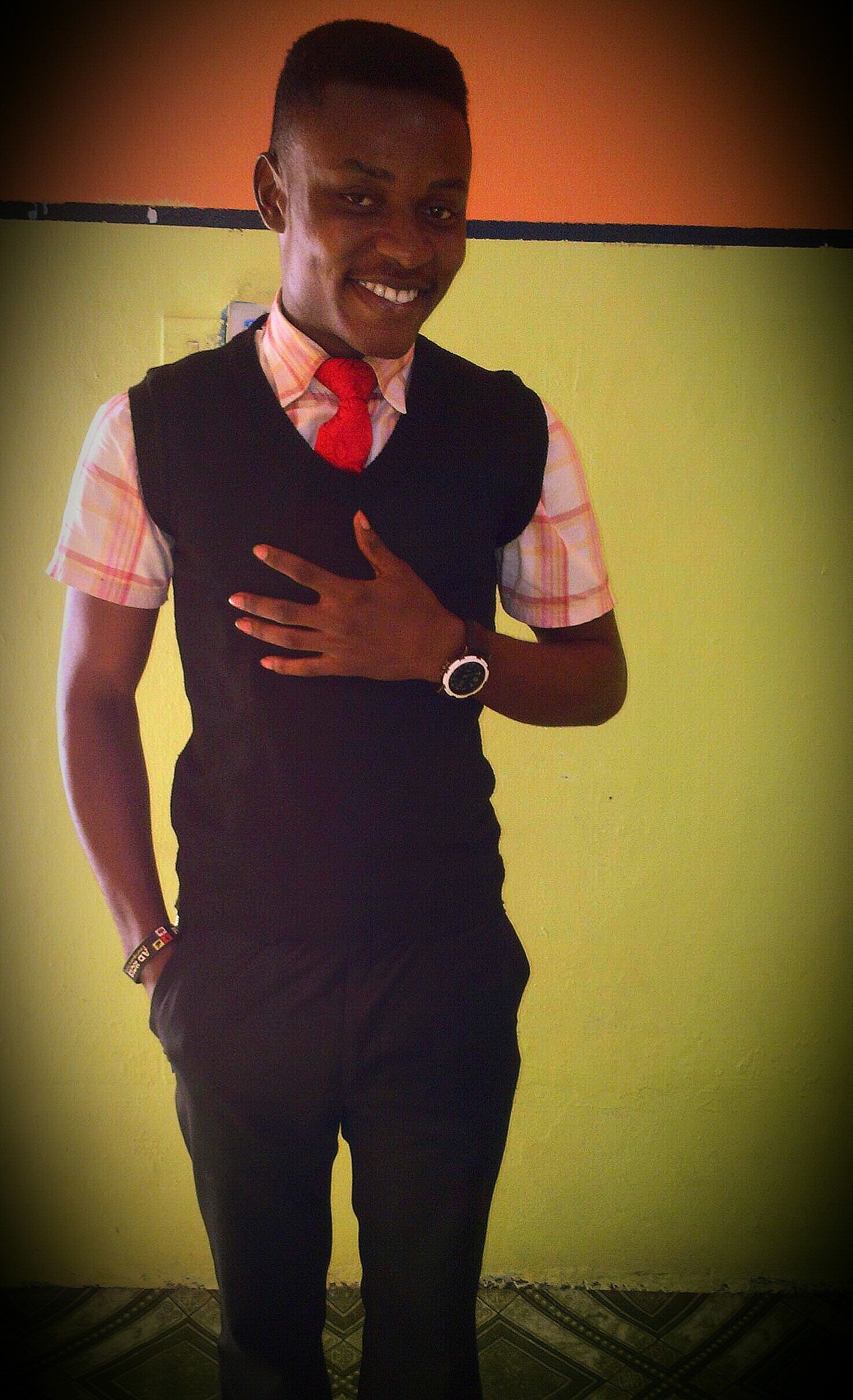 tonbeeg's profile picture. 