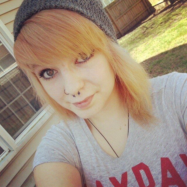 Soo basically a girls who loves wrestling, rock bands and also a very big fan of food 
 ~Chesapeake,VA~
