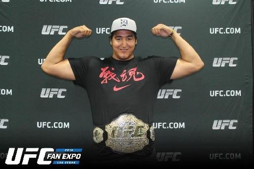 I'm a mikmaq MMA fighter. And a 2 time grapplers quest silver medal winner! And gold medal in the ufc fan expo. Retired!!!!!!!!