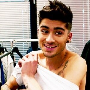 cutemalikgirls's profile picture. just a reminder that you're the cutest and zayn loves you more than you can ever imagine