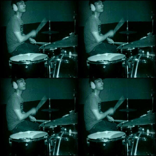 Rock n roll perfomen musik. #2753010A _ 15.                 Yg terbaik yaitu Looo !!!