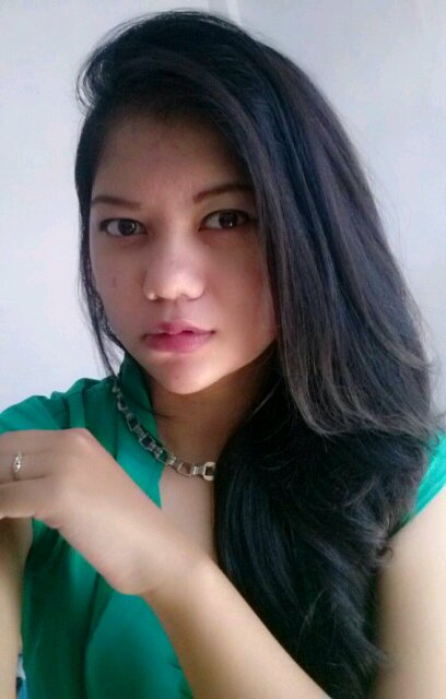 DhiniGraeni Profile Picture