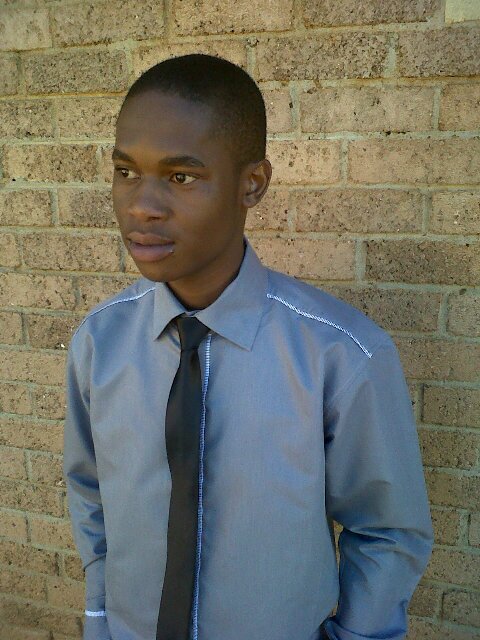 Nclengo's profile picture. I am one of the stans you can find in my town,always shooting for the moon than gazing at the stars