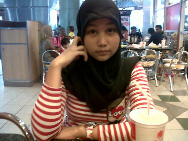 Pin24BDE03D ummul_lubis@yahoo.co.id