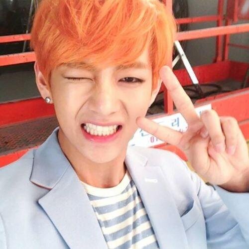 FREE FOLLOW FROM @snoopysweg FOLLOW HIM INSTEAD OF THIS ACCNT. KAMSAAA ☺