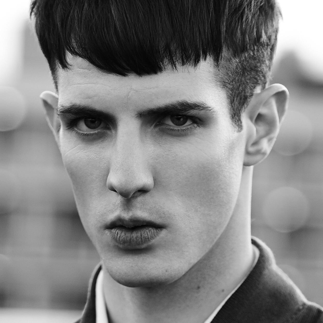 model at D1 london, wilhelmina NYC, elite milano, MGM paris.