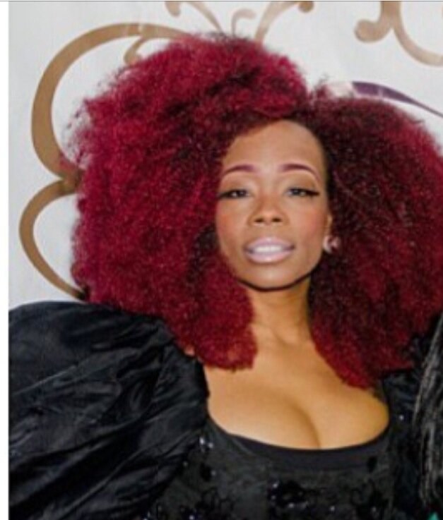God chaser, music lover, singer, writer, actress, hairstylist, entrepreneur...who loves to laugh, bring joy and light to others, and loves my family and friends