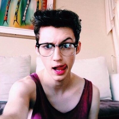 i am troyes arms goodbye friends