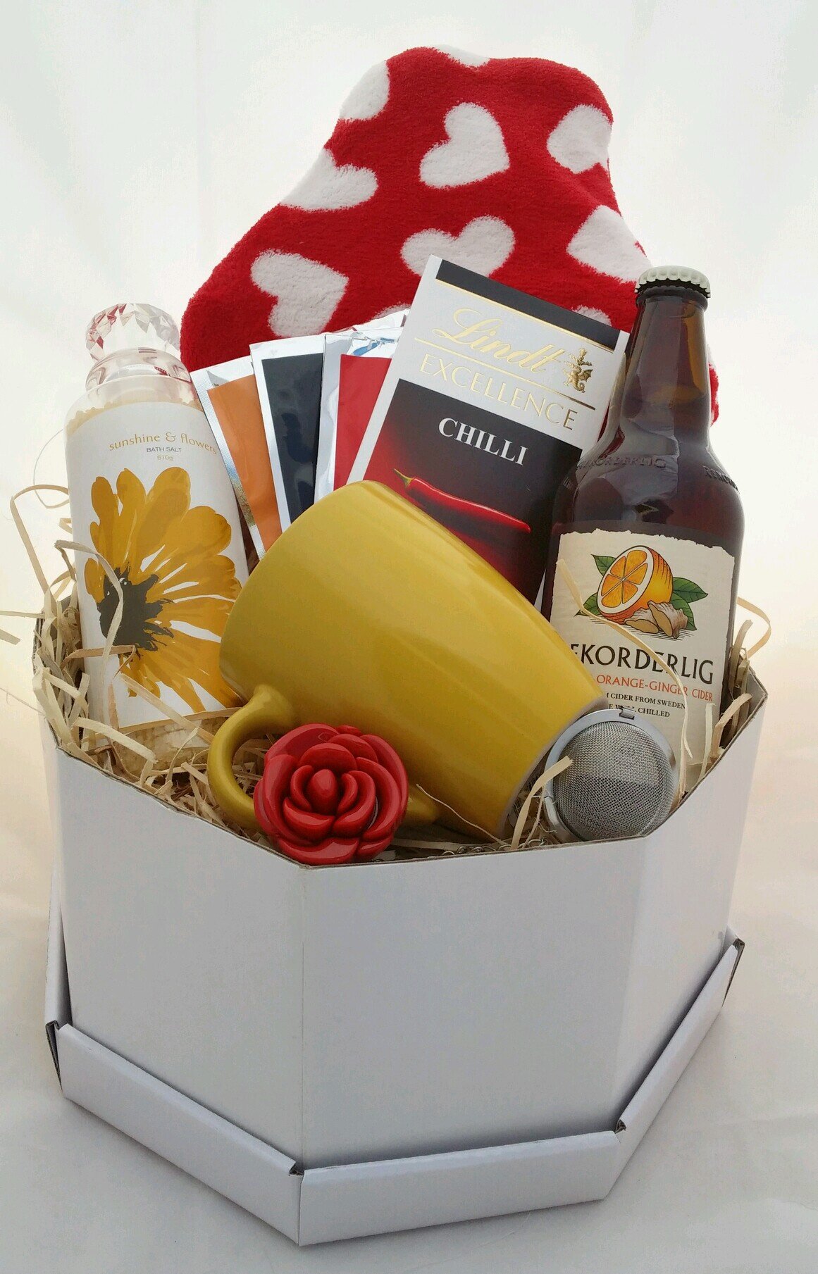 Quirky gift hampers for a range of occasions delivered right to your door anywhwre in Perth and surrounding suburbs!