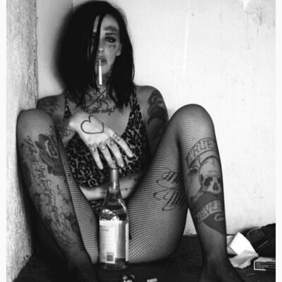 vibetogether's profile picture. i just wanna vibe with you