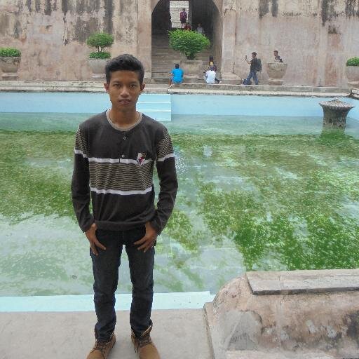 SeptianAinul's profile picture. Now !!! There is not anything important in my life, though the LOVE -_- WTF for love :-)