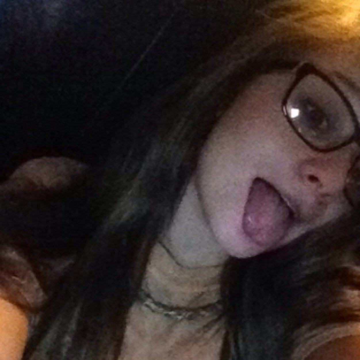 AveryPeyton's profile picture. Fuck you!