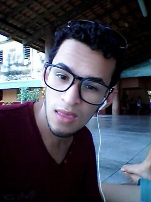 Escrevendo....