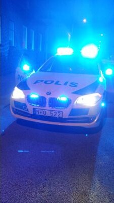 Twittrar om vardagens ärenden som utryckningspolis i Skåne. En insikt i yrket genom tweets och bilder. Inläggen är personliga! Tipsa gärna polisen ring 11414!