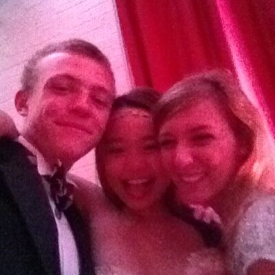 lesyboi's profile picture. 