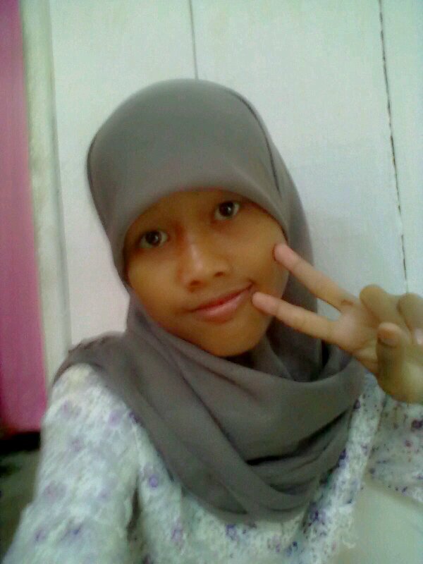 Dewi Nofitasari  | 6,mei |  smp n 2 brangsong  |  super 7  |  seveners sejati karelswag,alwaysbd